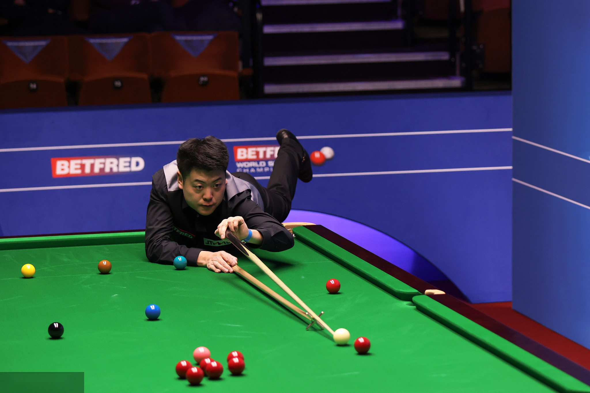 探讨这种策 探讨这种策